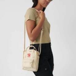 FJÄLLRÄVEN KÅNKEN SLING Unisex - Umhängetasche -Outdoor Produkten Geschäft 5637944317 i kanken sling fjaellraeven 24
