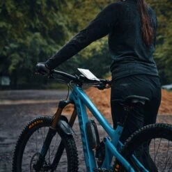 Fidlock VACUUM UNI PHONE CASE M - Smartphone-Halterung -Outdoor Produkten Geschäft 5638039344 g vacuum uni phone case m fidlock 24