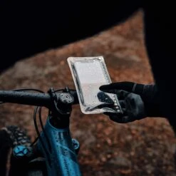 Fidlock VACUUM UNI PHONE CASE M - Smartphone-Halterung -Outdoor Produkten Geschäft 5638039344 i vacuum uni phone case m fidlock 24